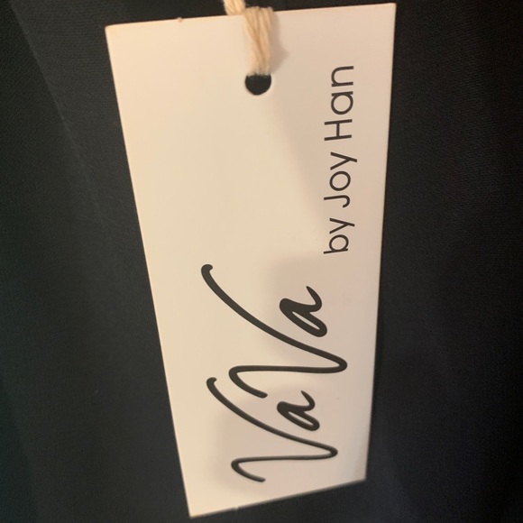 Dressy Romper Vava LBD alternative is so cute NWT - Picture 7 of 8